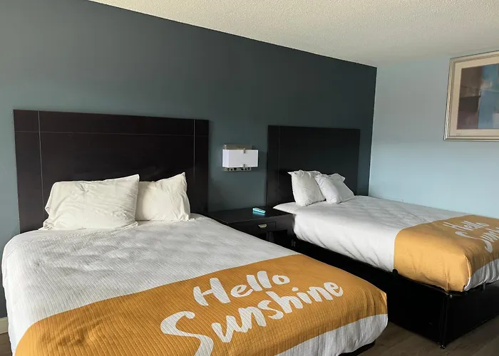 Red Carpet Inn & Suites - Danville